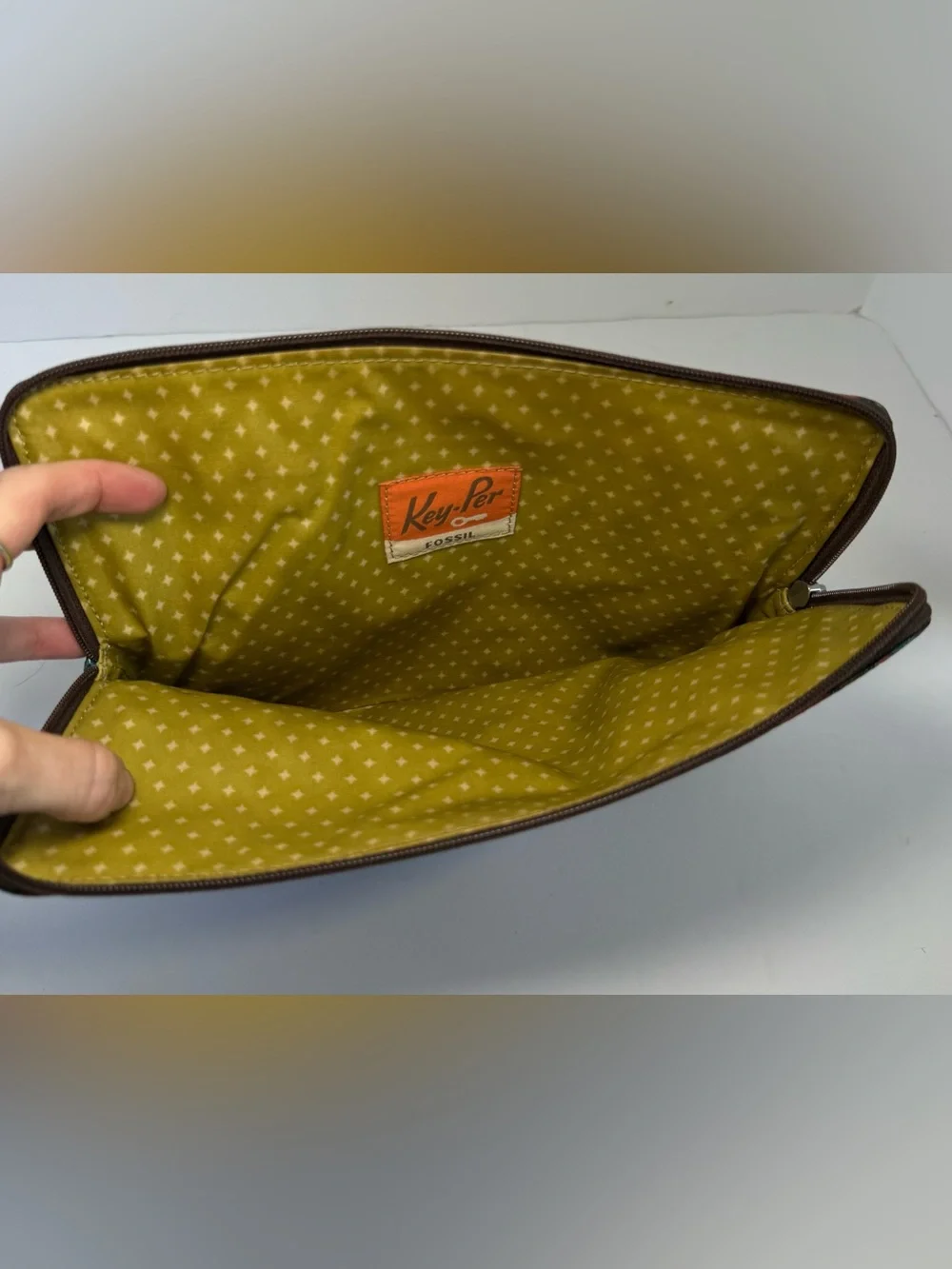 Fossil Key-Per Tablet Sleeve